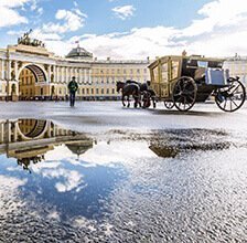 На машине времени по Петербургу